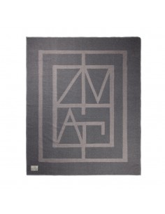 VINGA Monogram GRS tæppe 2