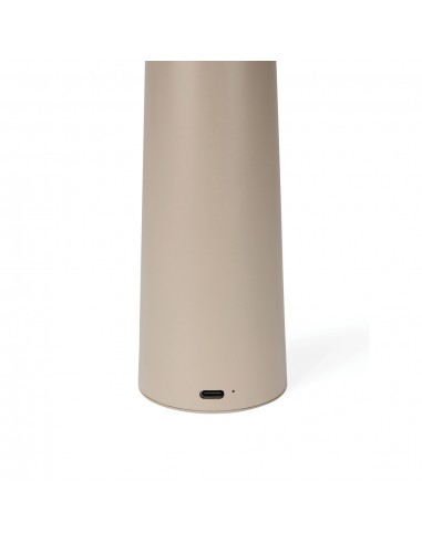 VINGA Avery RCS bord lampe